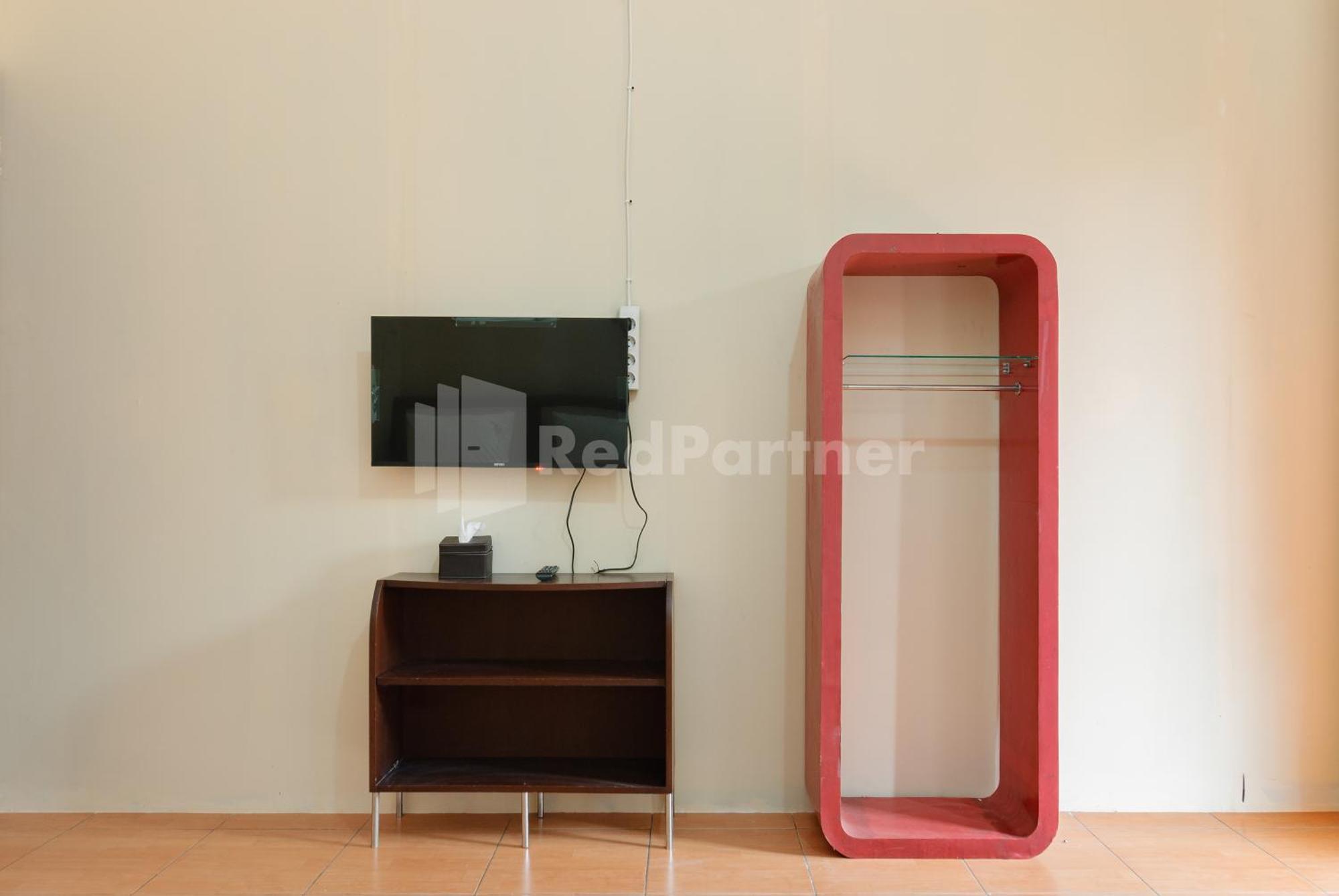 Sr Residence Near Mall Ciputra Cibubur Mitra Reddoorz Бекасі Екстер'єр фото